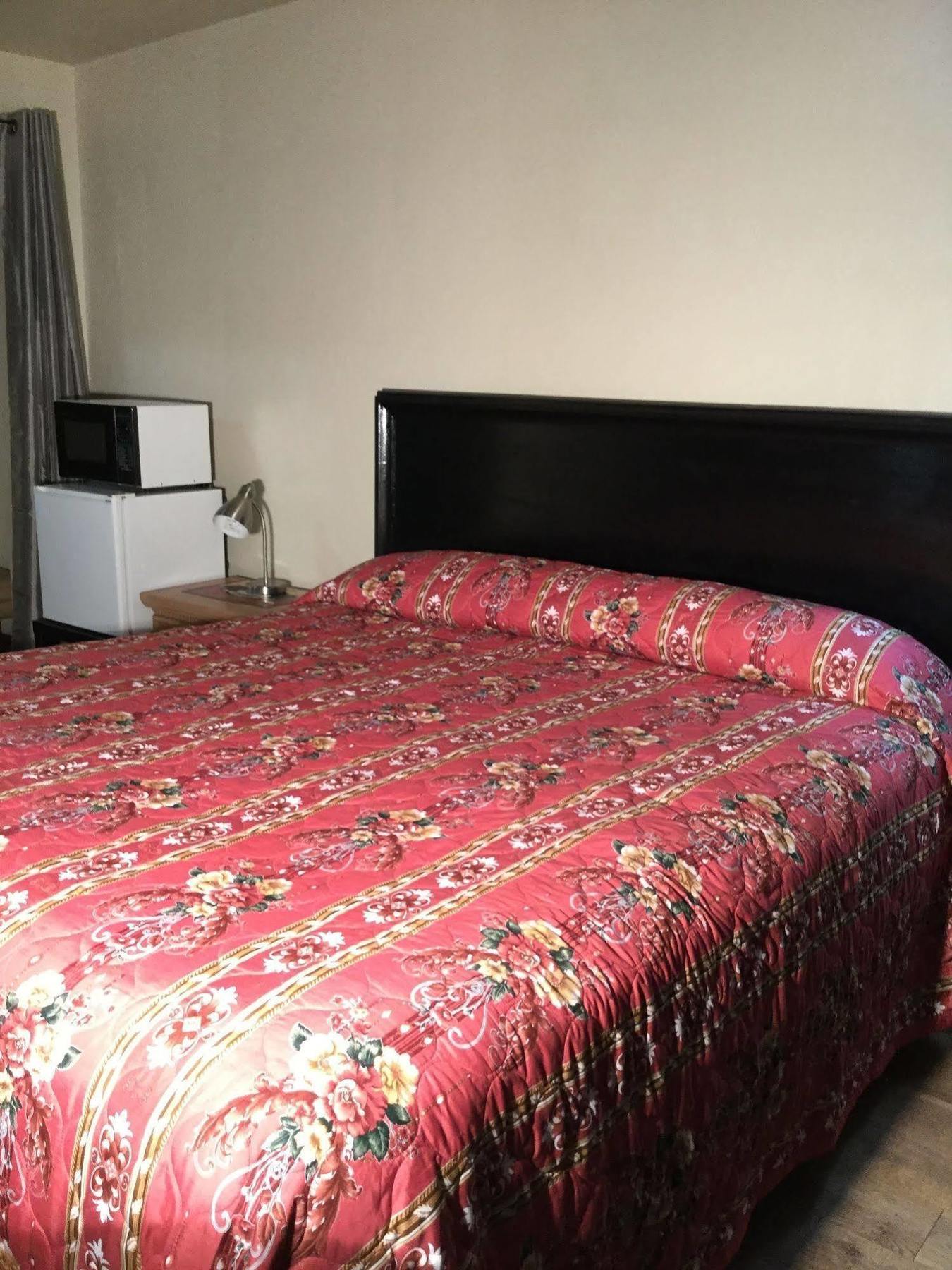 سوسانفيلي Diamond View Motel المظهر الخارجي الصورة